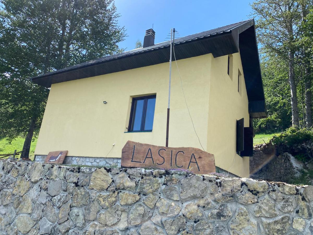 Lasica Zabljak  Bagian luar foto
