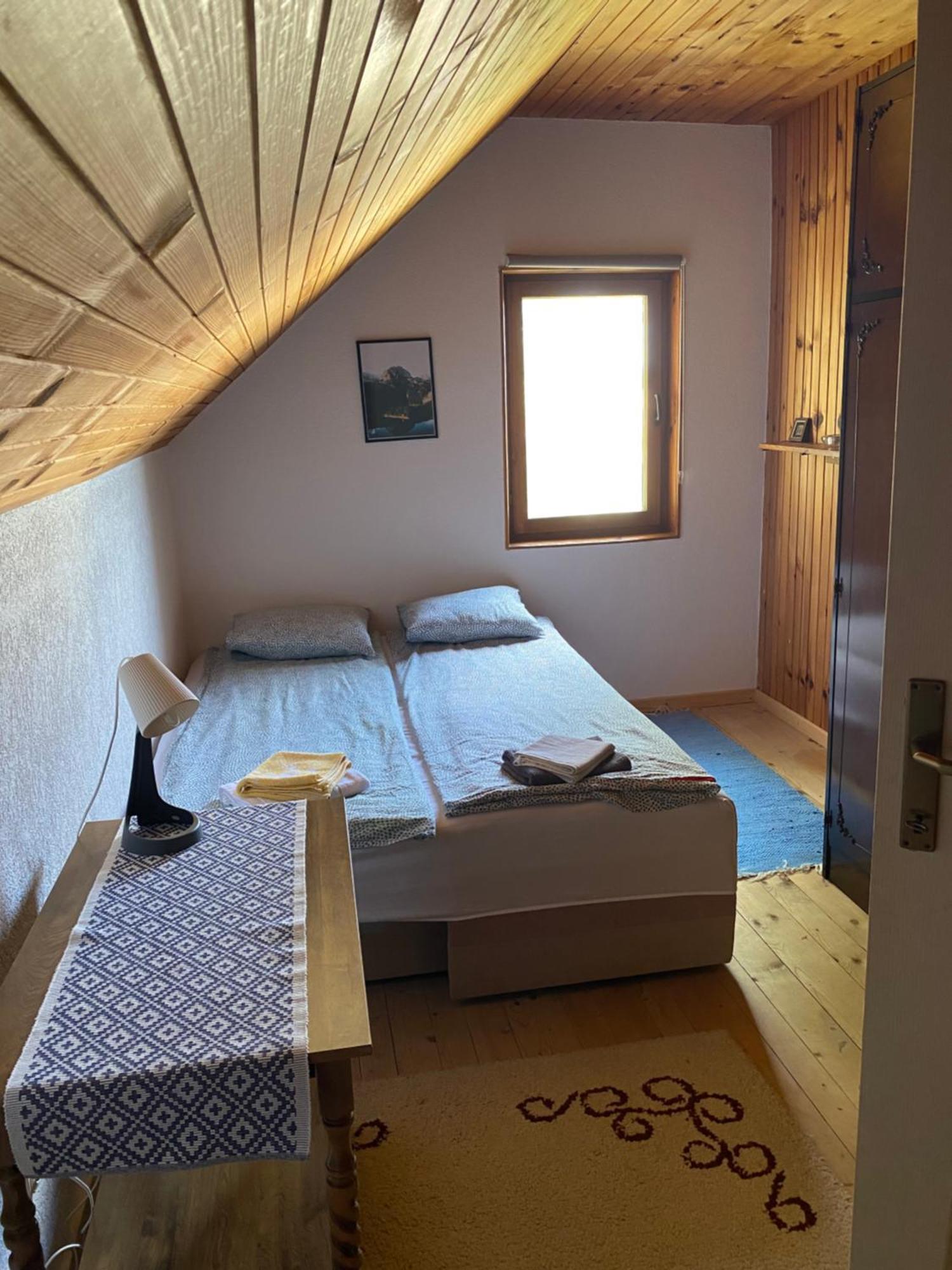 Lasica Zabljak  Bagian luar foto